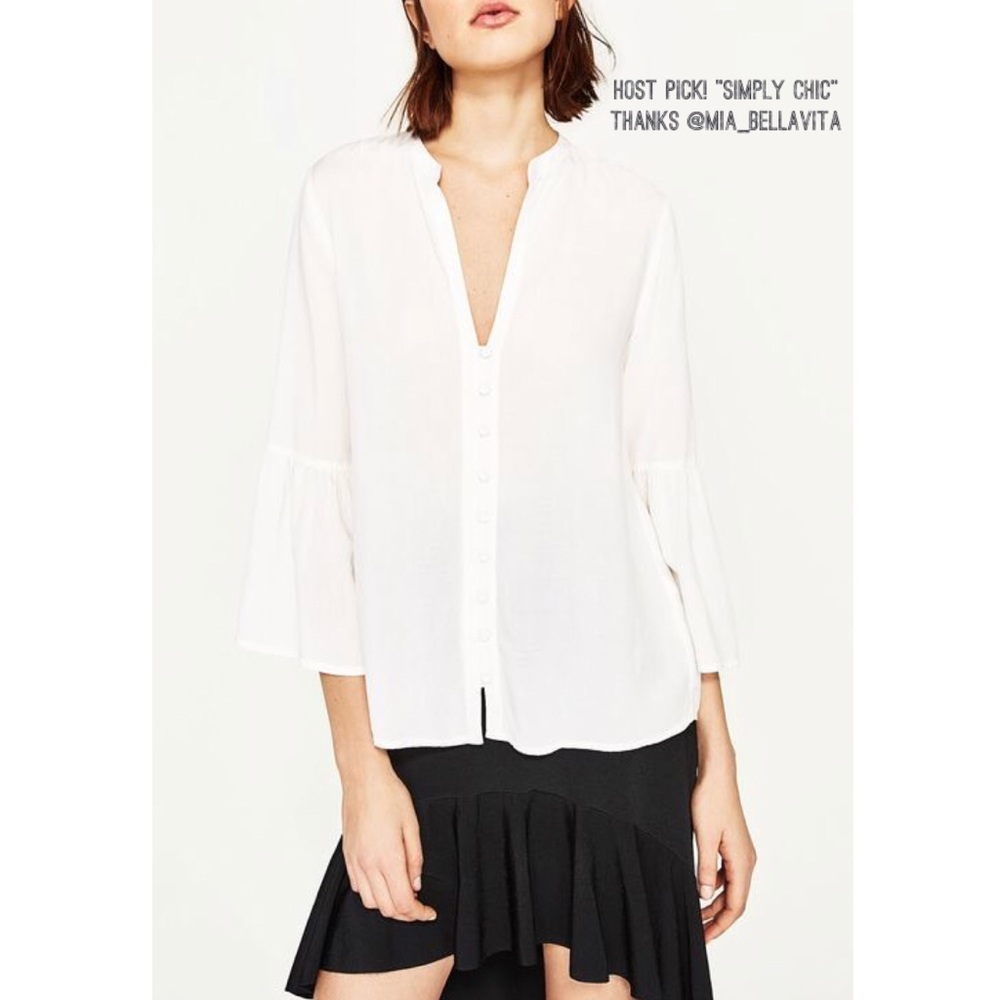 ❌ SOLD❌💎 Zara Basic Bell Sleeves White top 💎